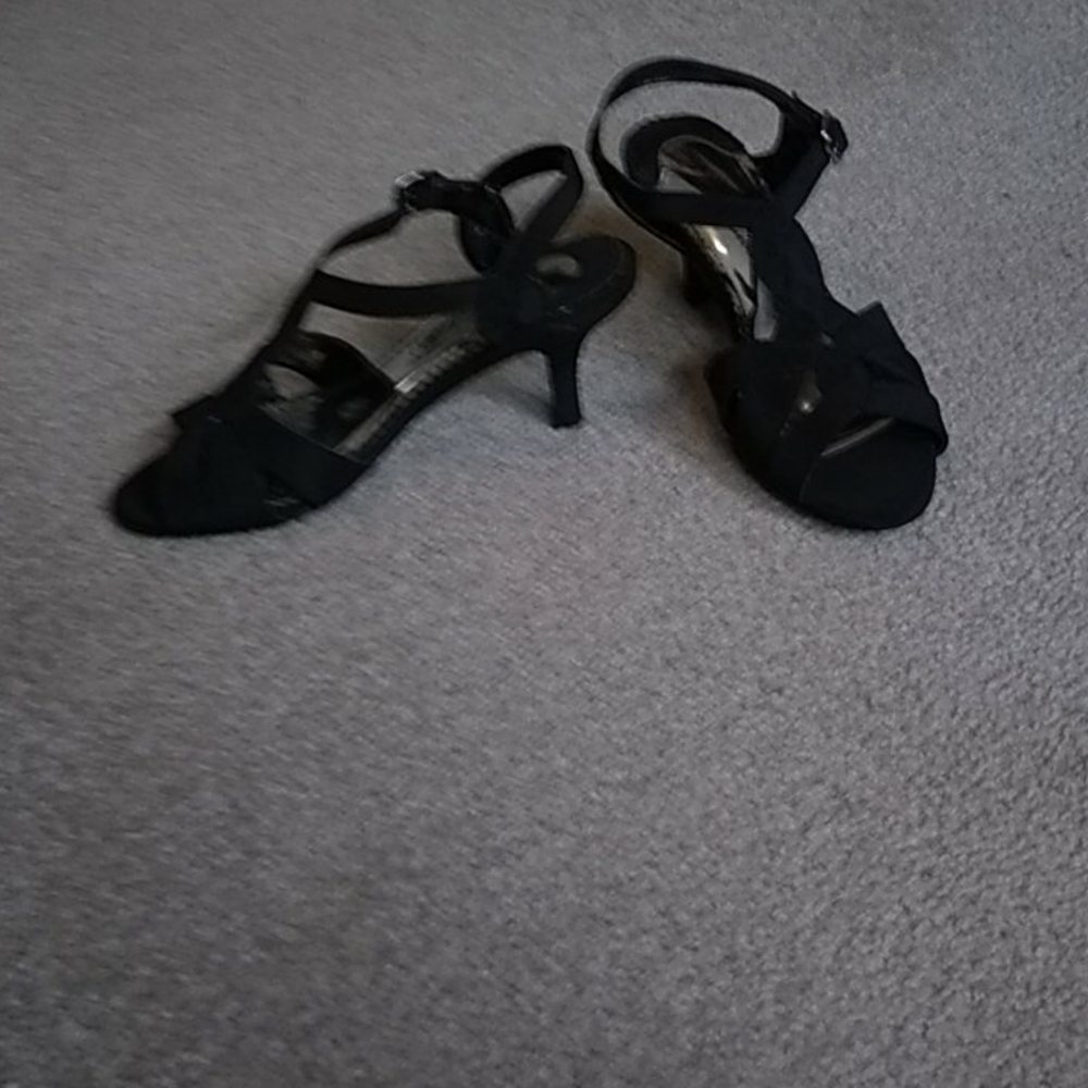 2 1/2 ' heel  Black dress sandals